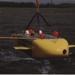 AUV (Autonomous Underwater Vehicle)